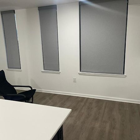 Pentagon Luxe Apartments 阿林顿 外观 照片