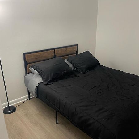 Pentagon Luxe Apartments 阿林顿 外观 照片