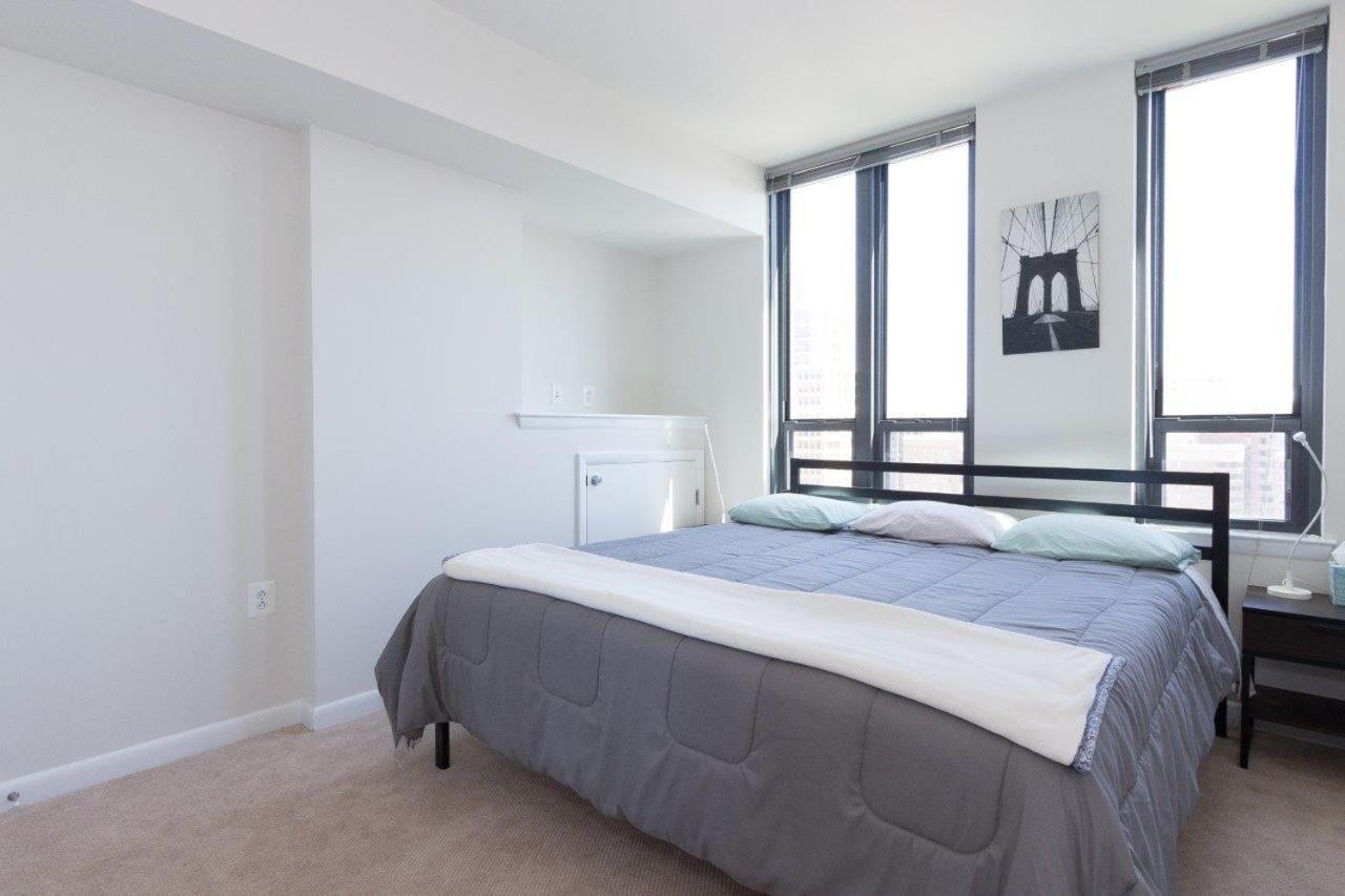 Pentagon Luxe Apartments 阿林顿 外观 照片
