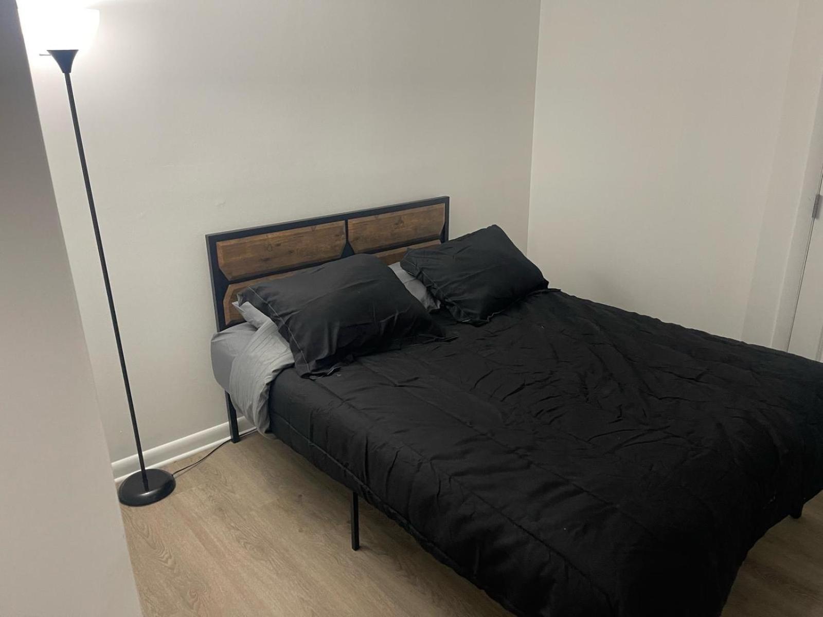 Pentagon Luxe Apartments 阿林顿 外观 照片